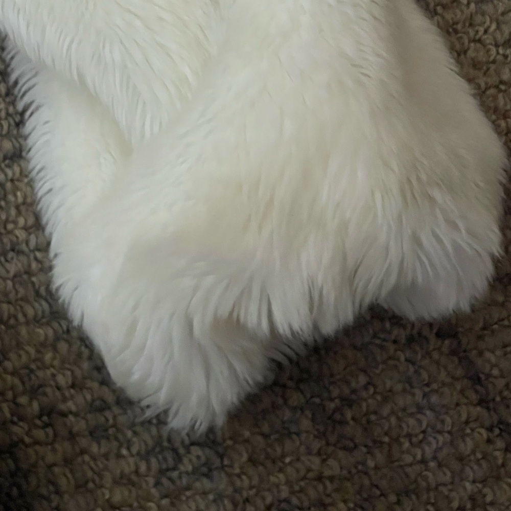 Girls Frozen faux fur coat - Picture 4 of 5